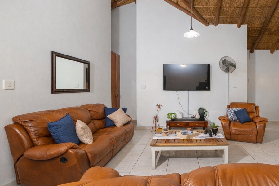 3 Bedroom Property for Sale in Melodie North West